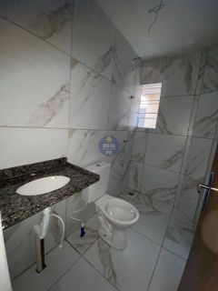 CASA PRIVÊ COM PLAYGROUND E 2 QTOS, EM PAU AMARELO!