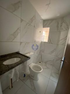 CASA PRIVÊ COM PLAYGROUND E 2 QTOS, EM PAU AMARELO!