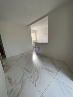 CASA PRIVÊ COM PLAYGROUND E 2 QTOS, EM PAU AMARELO!