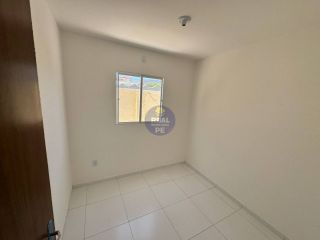 CASA PRIVÊ COM 3 QTOS, EM PAU AMARELO!