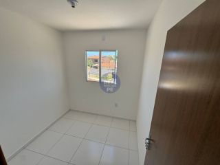 CASA PRIVÊ COM 3 QTOS, EM PAU AMARELO!