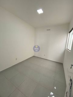 CASA PRIVÊ COM 2 QTOS, EM PAU AMARELO!