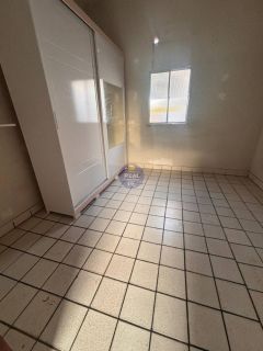 4 CASAS COM ENTRADAS INDIVIDUAIS, EM PAU AMARELO!