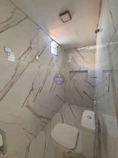 4 CASAS COM ENTRADAS INDIVIDUAIS, EM PAU AMARELO!