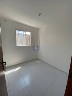 CASA PRIVÊ COM 2 QTOS, NO JANGA!