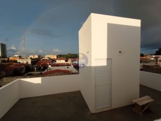 CASA TRIPLEX, 3 QTOS, SENDO 2 SUÍTES, NO JANGA!