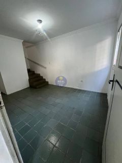 CASA COM 3 QTOS, ÓTIMA LOCALIZAÇÃO EM NOSSA SRA. DO Ó!