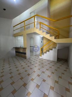 CASA DUPLEX COM 3 QTOS, NO JANGA!