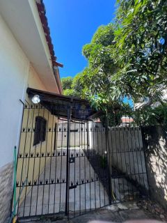 CASA DUPLEX COM 3 QTOS, NO JANGA!