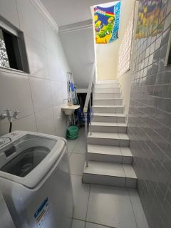 Casa com 03 quartos e 02 suítes no bairro de Pau Amarelo em Paulista