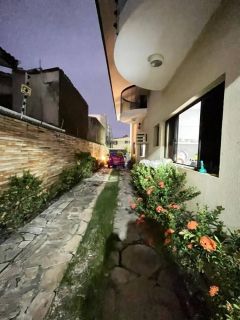 Casa Para Vender com 06 quartos, 04 suítes no bairro do Janga em Paulista