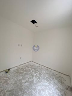 CASA COM ENTRADA INDIVIDUAL E 3 QTOS, NO JANGA!