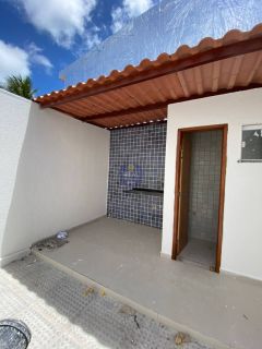 CASA COM ENTRADA INDIVIDUAL E 3 QTOS, NO JANGA!