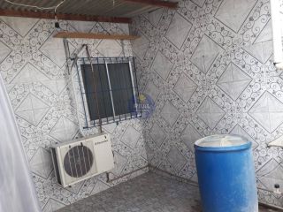 CASA SOLTA EM ÓTIMA LOCALIZAÇÃO, EM PAU AMARELO!