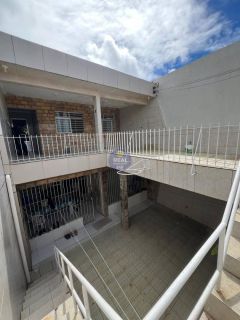 2 CASAS COM EXCELENTE LOCALIZAÇÃO EM MARANGUAPE!