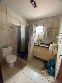 CASA SOLTA PERTO DA AV. PRINCIPAL DO JANGA!