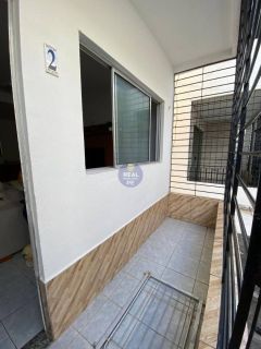 CASA DUPLEX, 2 SUÍTES, EM ÓTIMA LOCALIZAÇÃO NO JANGA