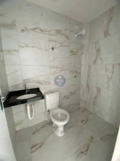 CASA PRIVÊ EM RUA CALÇADA E COM SUÍTE, NO JANGA!