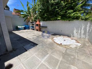 CASA SOLTA COM 3 QTOS, EM TERRENO 12X30, EM PAU AMARELO!