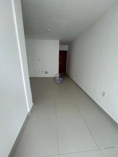 CASA PRIVÊ COM 60M², EM RUA CALÇADA EM PAU AMARELO!