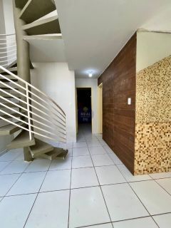 TRIPLEX COM 3 QTOS, ROOFTOP INDIVIDUAL E ÓTIMA LOCALIZAÇÃO NO JANGA!