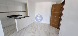 CASA PRIVÊ COM 2 QUARTOS, EM ÓTIMA LOCALIZAÇÃO NO JANGA!