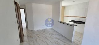 CASA PRIVÊ COM 2 QUARTOS, EM ÓTIMA LOCALIZAÇÃO NO JANGA!