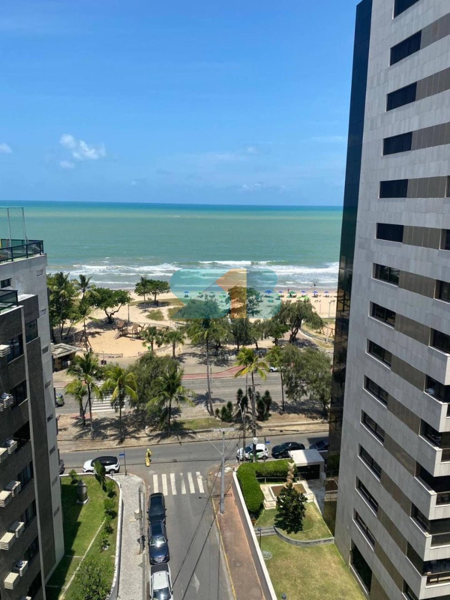 Apartamento Para Alugar com 3 quartos 3 suítes no bairro de Boa Viagem em Recife