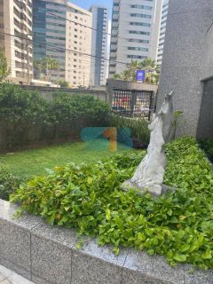 Apartamento Para Alugar com 3 quartos 3 suítes no bairro de Boa Viagem em Recife