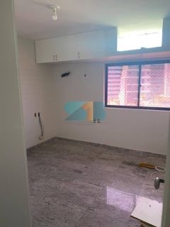 Apartamento Para Alugar com 3 quartos 3 suítes no bairro de Boa Viagem em Recife