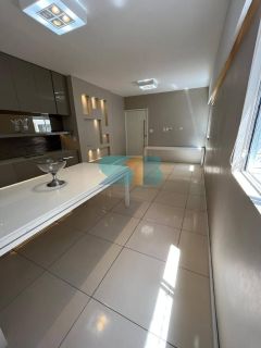 Apartamento Para Alugar com 3 quartos 1 suíte no bairro do Espinheiro