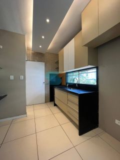 Apartamento Para Alugar com 3 quartos 1 suíte no bairro do Espinheiro