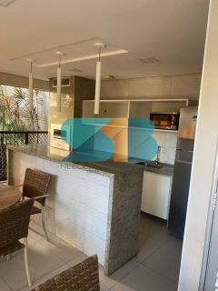 Apartamento Para Alugar com 3 quartos 1 suítes no bairro Boa Viagem em Recife