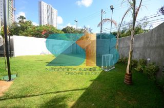 Excelente apartamento no Torreão com 2 quartos sendo uma suíte e varanda