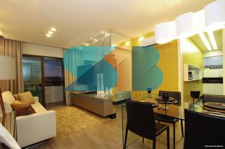 Excelente apartamento no Torreão com 2 quartos sendo uma suíte e varanda