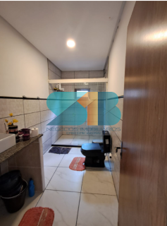 Excelente Casa em Aldeia com 03 quartos com piscina .