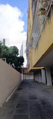Excelente apartamento na Várzea - PRONTO PRA MORAR
