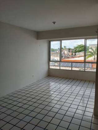 Excelente apartamento na Várzea - PRONTO PRA MORAR
