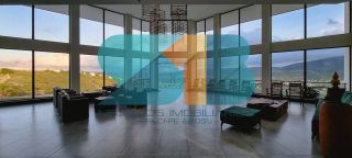 Apartamento em Condomínio Alto Padrão com Vista Livre