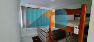 Apartamento em Condomínio Alto Padrão com Vista Livre