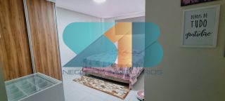 Apartamento em Condomínio Alto Padrão com Vista Livre