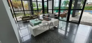 MORE À PASSOS DA PRAIA NUM QG COM EXCELENTE ÁREA DE LAZER