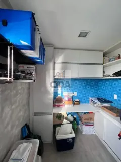 MORE À PASSOS DA PRAIA NUM QG COM EXCELENTE ÁREA DE LAZER