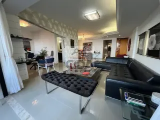 AMPLO APARTAMENTO COM LINDA VISTA DEFINIDA DO MAR, NASCENTE