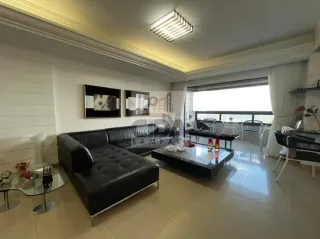 AMPLO APARTAMENTO COM LINDA VISTA DEFINIDA DO MAR, NASCENTE