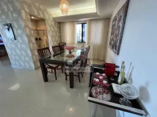 AMPLO APARTAMENTO COM LINDA VISTA DEFINIDA DO MAR, NASCENTE