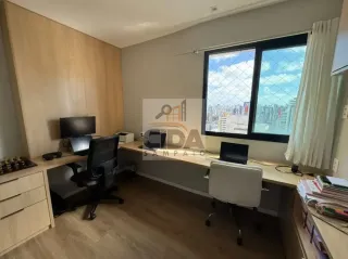 ESPAÇO, CONFORTO, PRIVACIDADE E LOCALIZAÇÃO DEFINEM ESSE APTº