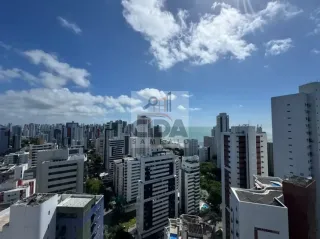 ESPAÇO, CONFORTO, PRIVACIDADE E LOCALIZAÇÃO DEFINEM ESSE APTº