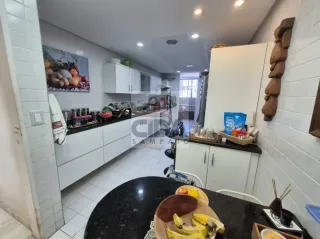 Imóvel para venda possui 165 metros quadrados com 3 quartos em Boa Viagem - Recife - PE