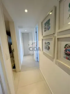 COM LINDA VISTA E FINAMENTE AMBIENTADO EM BOA VIAGEM